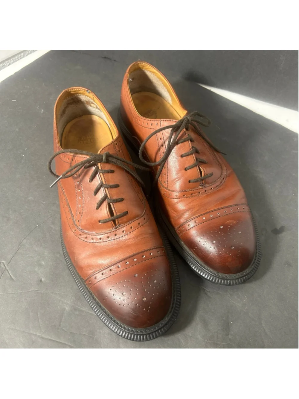 Men's Dr. Martens Morris Oxford Shoes Size 10 Brown Leather Brogue